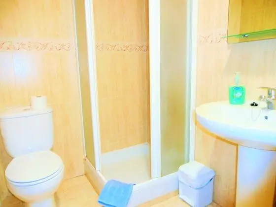 Çift ​​kişilik One Bed