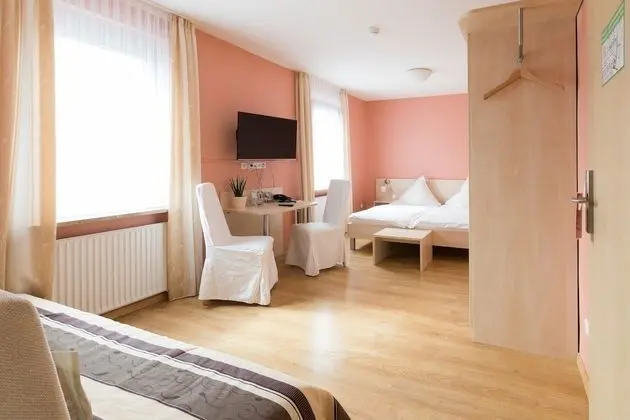 Comfort Tek Büyük Yataklı Oda