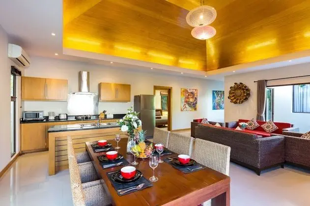 3 Bedrooms Villa
