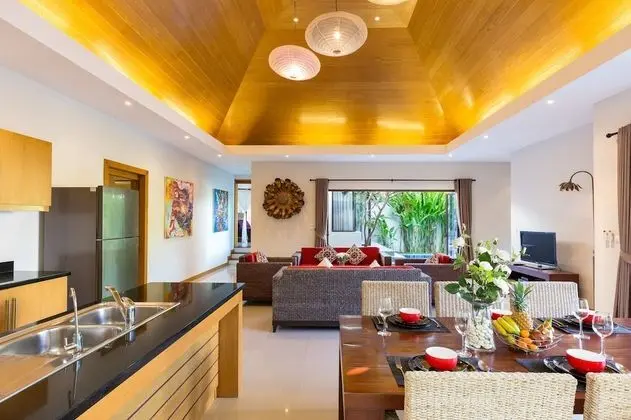 3 Bedrooms Villa