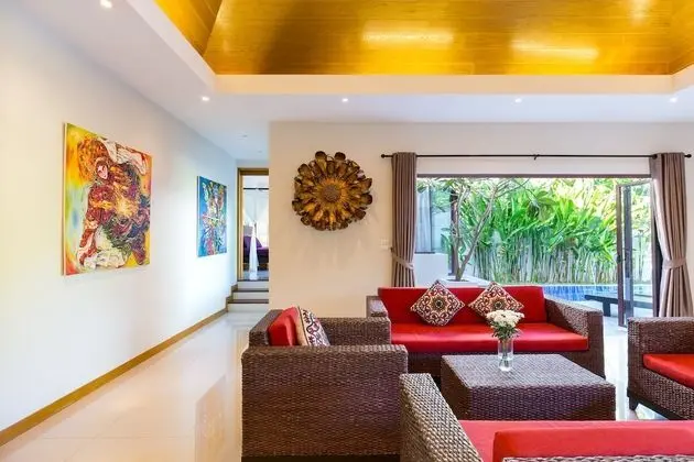 3 Bedrooms Villa