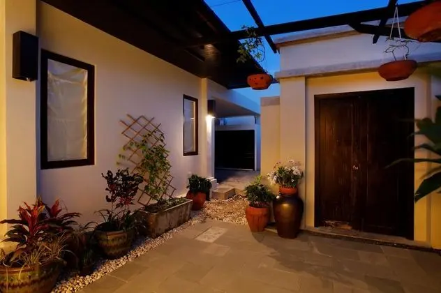 3 Bedrooms Villa
