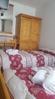 Tek Büyük veya İki Ayrı Yataklı Oda