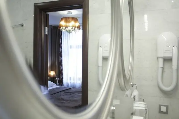 Standard Tek Büyük veya İki Ayrı Yataklı Oda