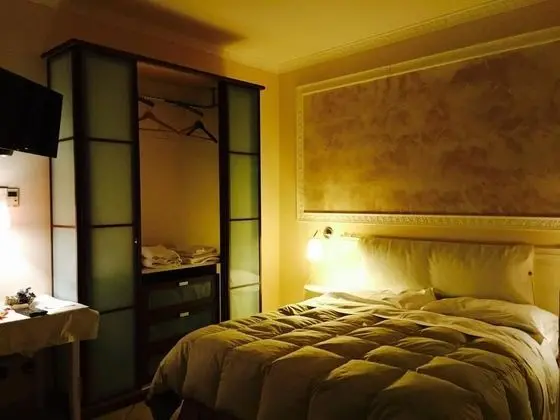 Tek Büyük veya İki Ayrı Yataklı Oda, Balkon