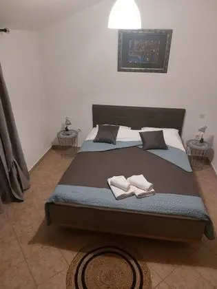 Room 2 - Boby Brown Room