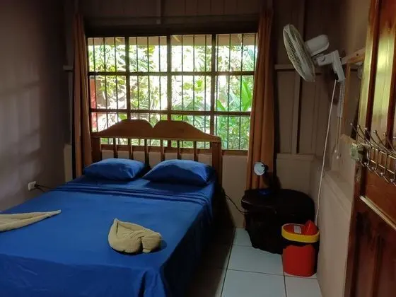 Üç Kişilik Oda, Birden Çok Yatak