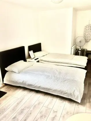 İki Ayrı Yataklı Oda (Room)