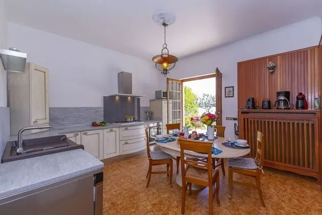 Family Villa, Birden Çok Yatak, 2 Banyolu, Bahçeli (Villa Martine Au Bord Du Lac)