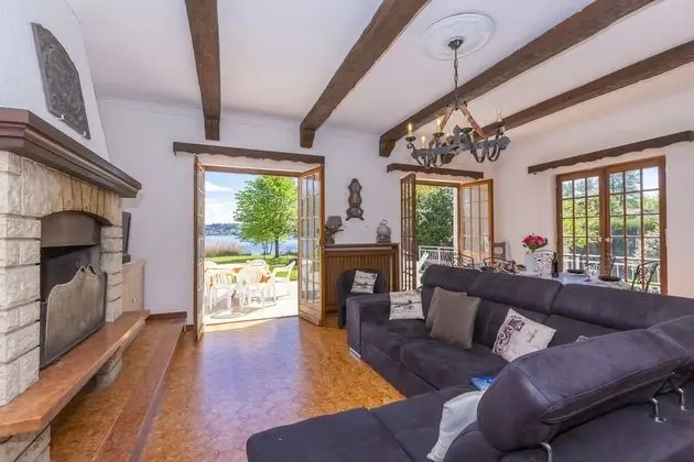 Family Villa, Birden Çok Yatak, 2 Banyolu, Bahçeli (Villa Martine Au Bord Du Lac)