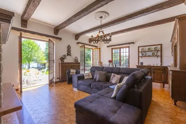 Family Villa, Birden Çok Yatak, 2 Banyolu, Bahçeli (Villa Martine Au Bord Du Lac)