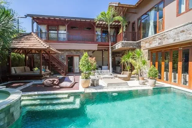 Villa, 5 Yatak Odası, Kişiye Özel Havuzlu
