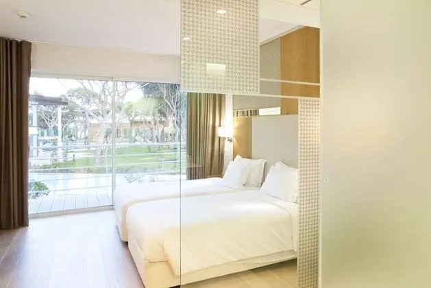 Deluxe Villa (4+2)