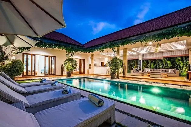 Villa, 3 Yatak Odası, Kişiye Özel Havuzlu