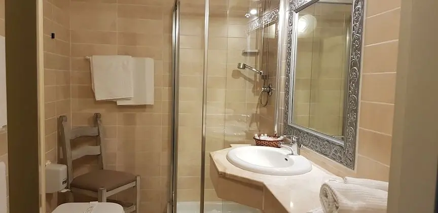 Junior Üç Kişilik Oda, Birden Çok Yatak, Park Manzaralı