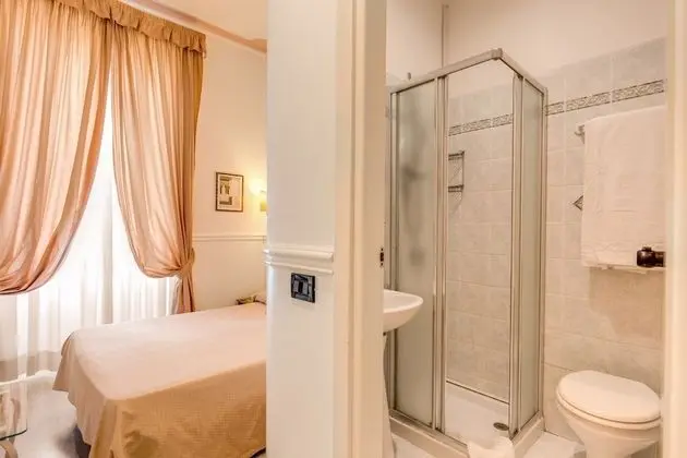 Tek Büyük Yataklı Oda (letto alla francese)