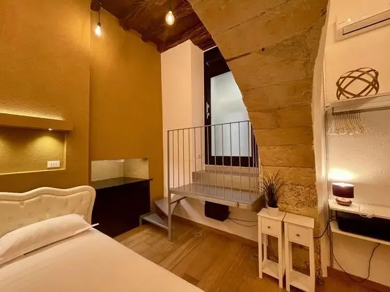 Exclusive Oda, Özel Banyo (Semi-basement)