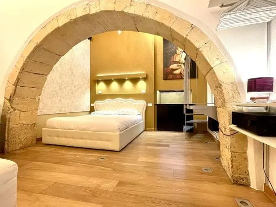 Exclusive Oda, Özel Banyo (Semi-basement)