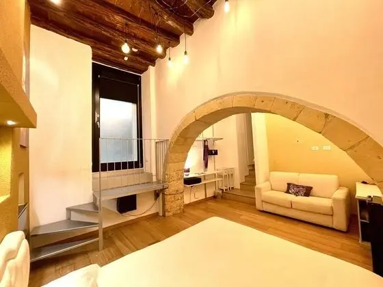 Exclusive Oda, Özel Banyo (Semi-basement)