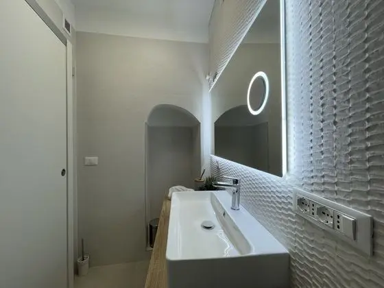 Exclusive Oda, Özel Banyo (Semi-basement)