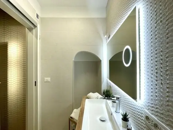 Exclusive Oda, Özel Banyo (Semi-basement)