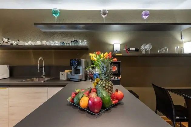 Luxury Tek Büyük Yataklı Oda, Banyolu/Duşlu, Zemin Kat