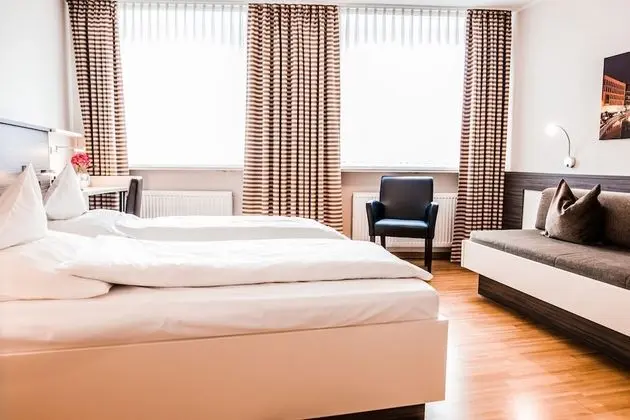 Comfort Tek Büyük Yataklı Oda
