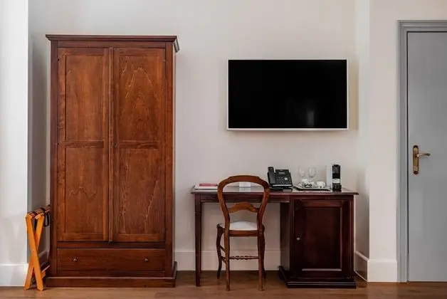 Standard Süit (Vitezovic Suite)