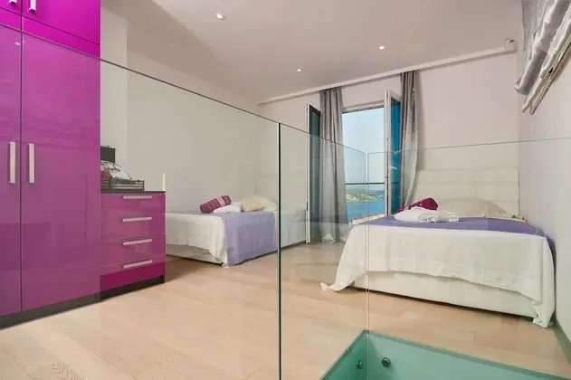 Villa, Kişiye Özel Havuzlu
