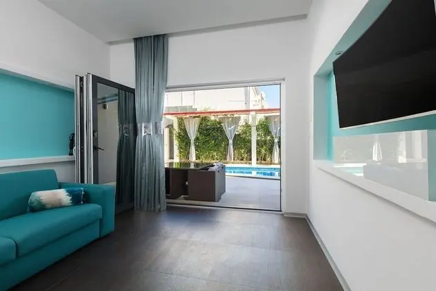Villa, Kişiye Özel Havuzlu
