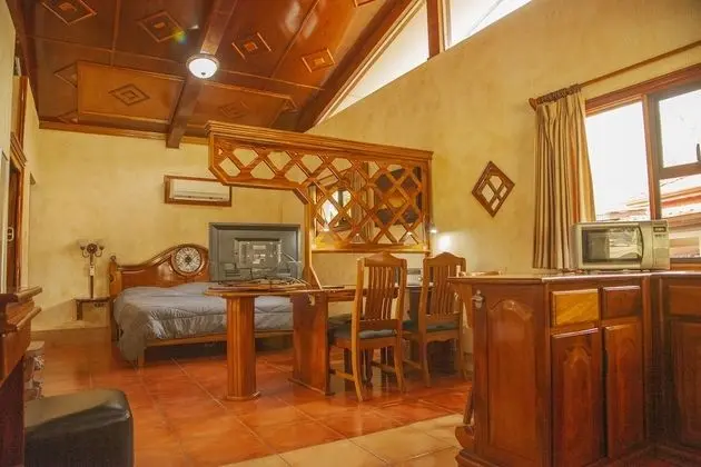 Villa, 2 Yatak Odası, Küçük Mutfak