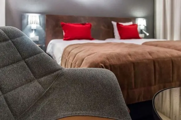 Comfort Tek Büyük veya İki Ayrı Yataklı Oda