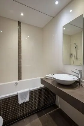 Comfort Tek Büyük veya İki Ayrı Yataklı Oda