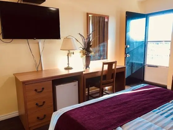 Standard Oda, 1 Büyük (Queen) Boy Yatak, Sigara İçilmez