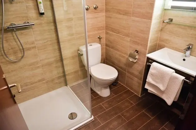 Standard Tek Büyük Yataklı Oda