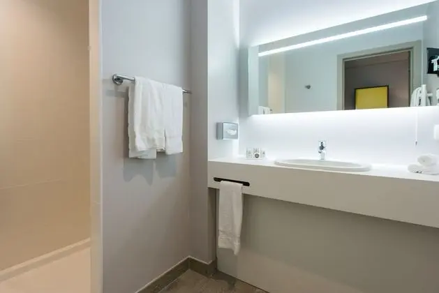 Standard Dört Kişilik Oda