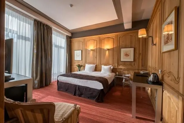 Comfort Tek Büyük veya İki Ayrı Yataklı Oda