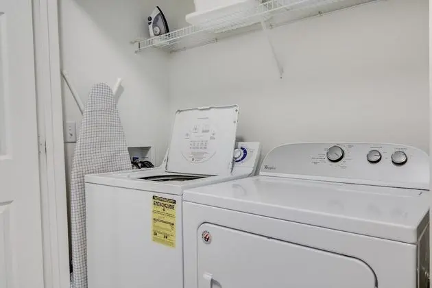 Daire, Birden Çok Yatak (Martin's Windsor Hills Condo)