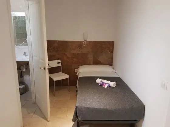 Economy Üç Kişilik Oda, Özel Banyo