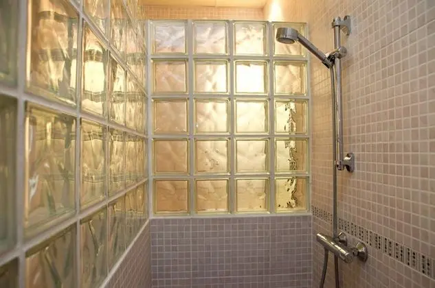 Economy Üç Kişilik Oda, Özel Banyo
