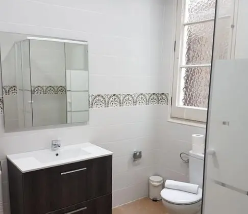 Superior Tek Büyük Yataklı Oda, 1 Çift Kişilik Yatak, Balkon, Şehir Manzaralı