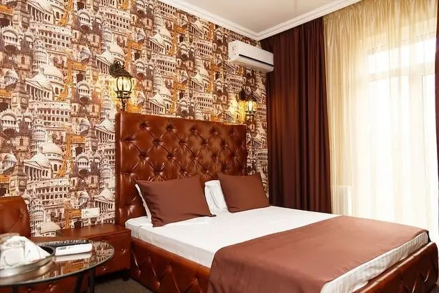Comfort Tek Büyük Yataklı Oda