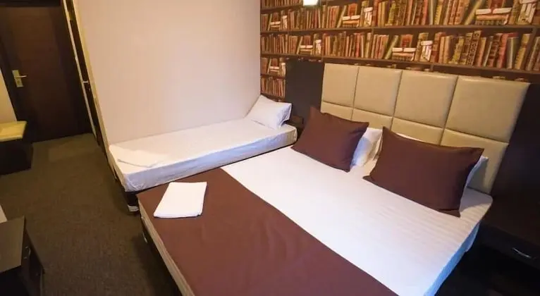 Comfort Tek Büyük Yataklı Oda