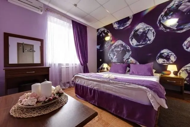 Comfort Tek Büyük Yataklı Oda