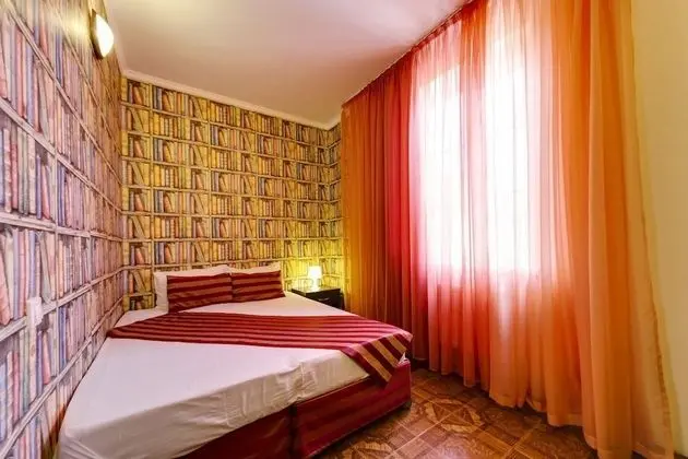 Comfort Tek Büyük veya İki Ayrı Yataklı Oda