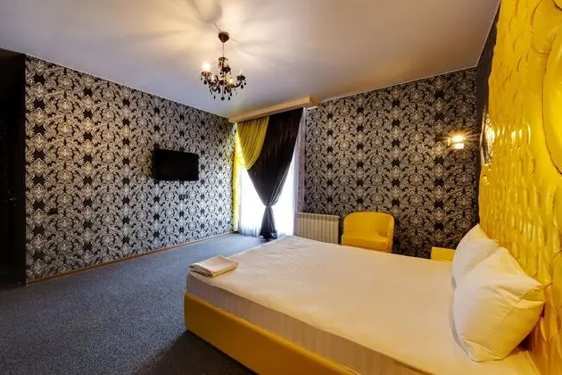 Deluxe Tek Büyük Yataklı Oda