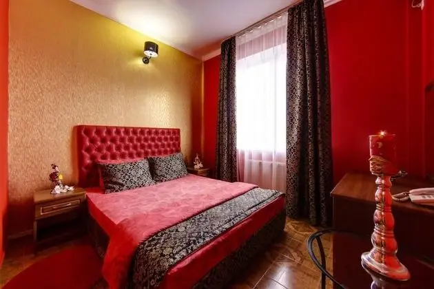 Comfort Tek Büyük Yataklı Oda