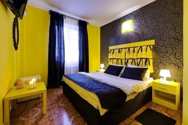 Comfort Tek Büyük Yataklı Oda