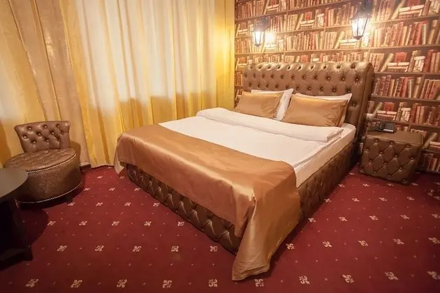 Business Tek Büyük Yataklı Oda