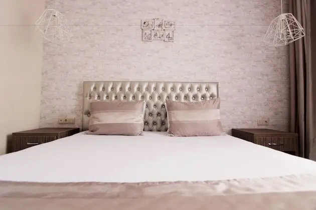 Comfort Tek Büyük veya İki Ayrı Yataklı Oda